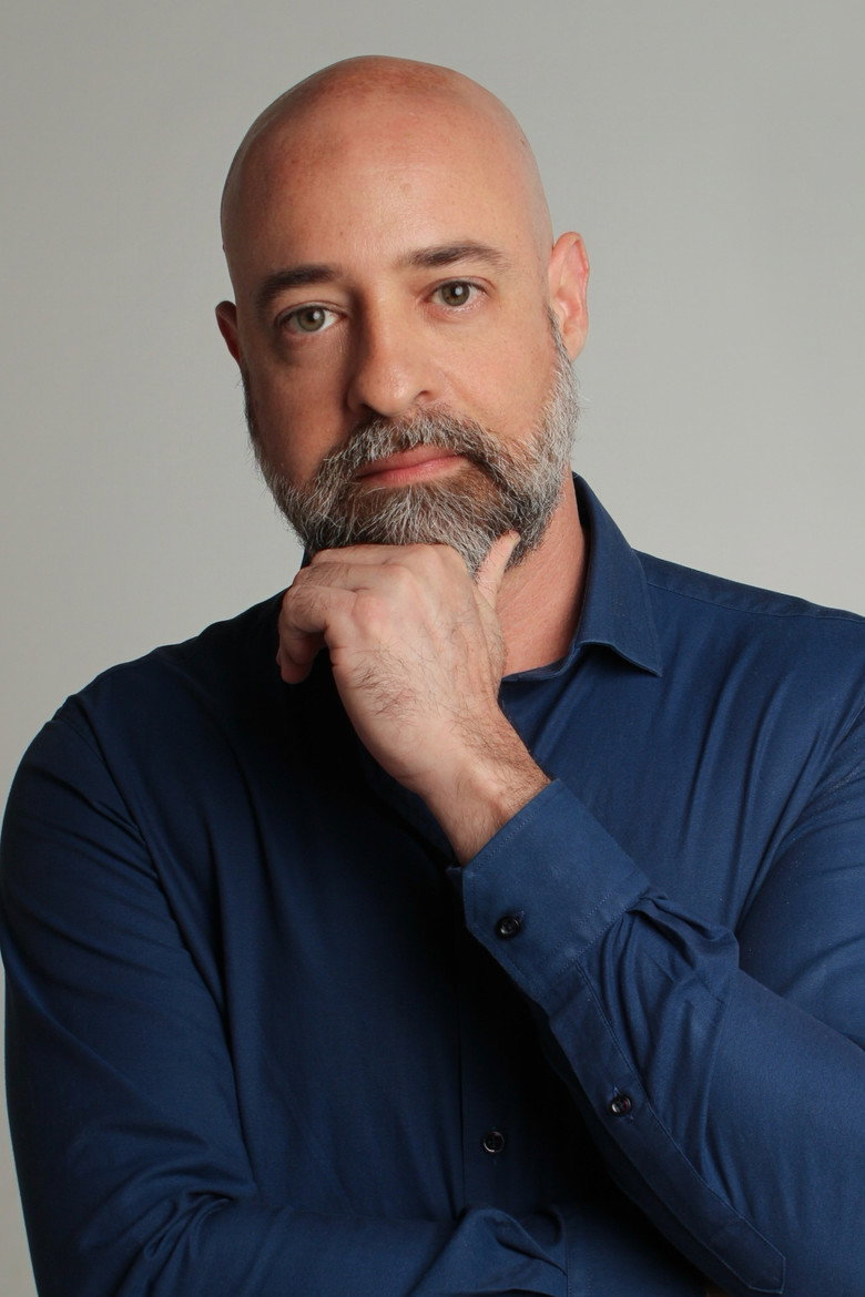 Eduardo Martinez