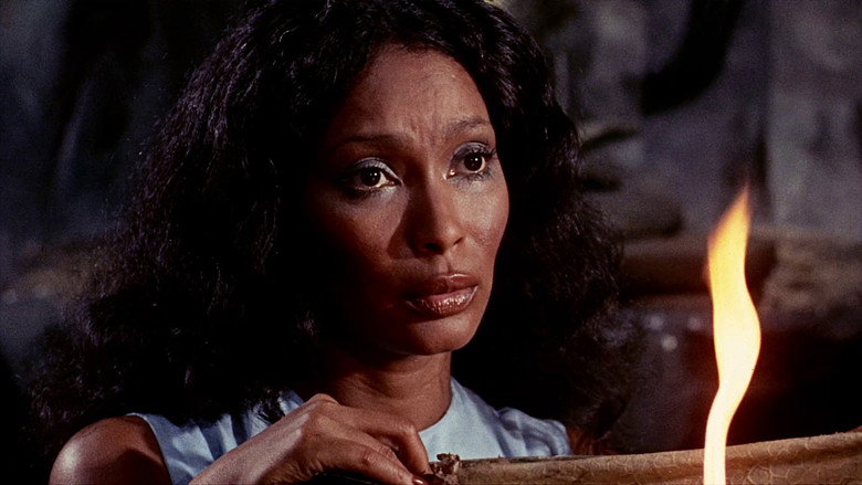 Night of the Cobra Woman backdrop 7