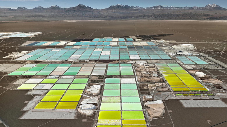 Anthropocene: The Human Epoch backdrop 3