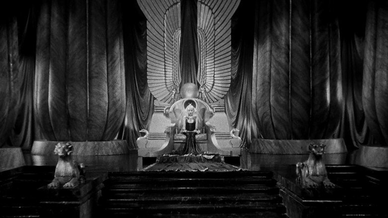 Cleopatra backdrop 7