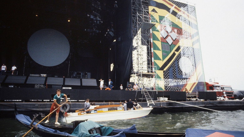 Pink Floyd: Live in Venice backdrop 5