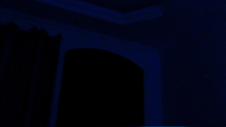 In.côm.odo backdrop 1