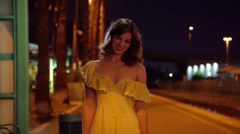 Smiling Woman backdrop 5