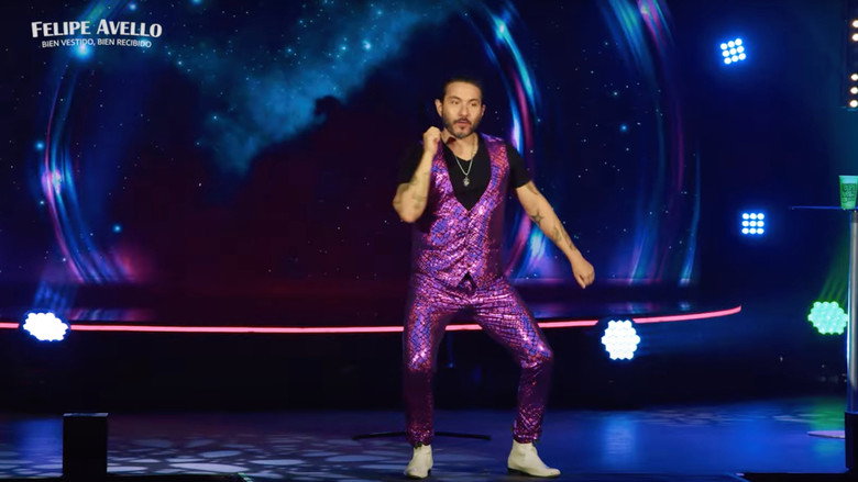 Felipe Avello: Well Dressed, Well Received backdrop 2
