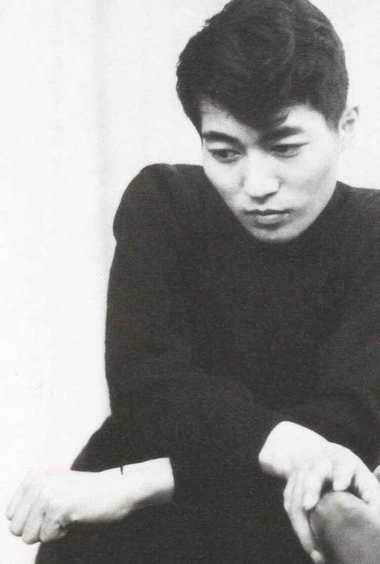 Shuji Terayama : No Bird Exists That Can Fly Higher Than The Imagination
