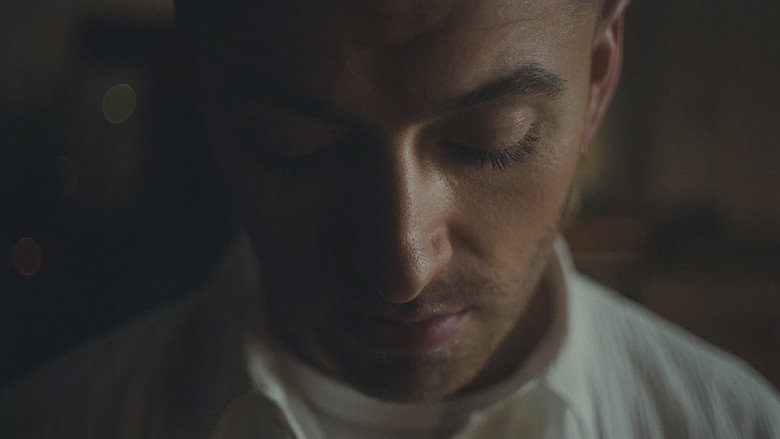 On the Record: Sam Smith - The Thrill of It All backdrop 4