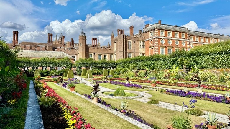 Hampton Court Palace