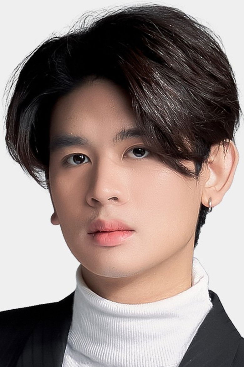 ธีร์จุฬา วรรณธนะไวกูณฐ์