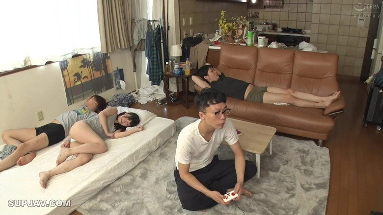 『大人を舐めんなよ！』家出中の超生意気女子●生を強烈ビンタで黙らせて常時集団輪姦！好きなだけ飽きるまで集団イラマ！集団ぶっかけ！集団中出し！ backdrop 1