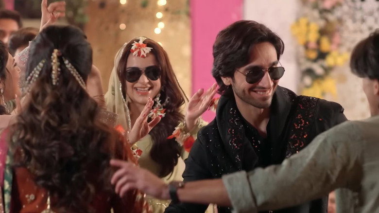 Dekh Zara Pyar Se backdrop 2