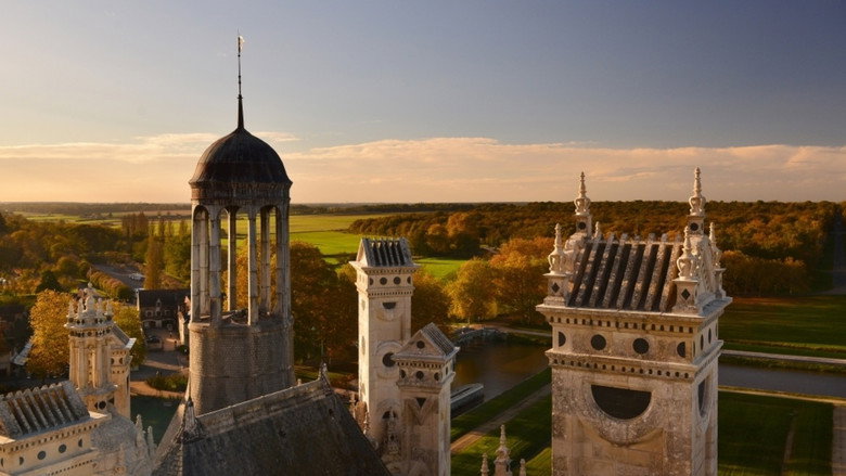 Chambord: The Castle, the King and the Architect backdrop 3