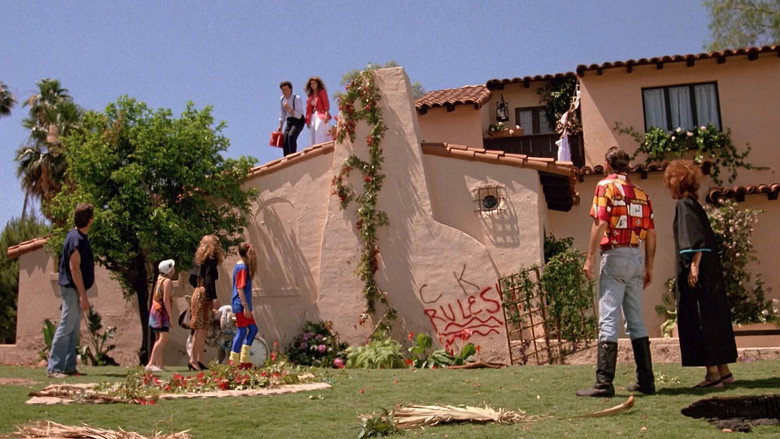 MadHouse backdrop 5