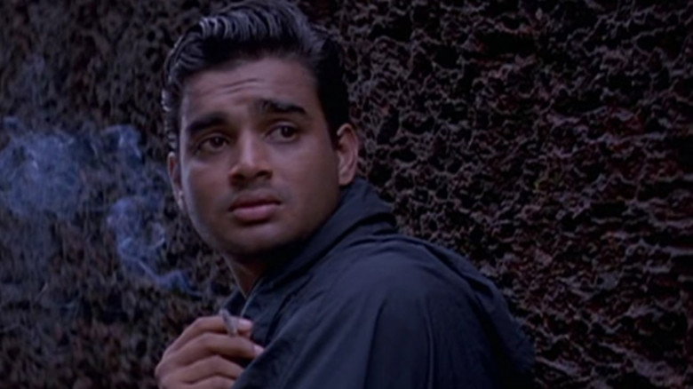 Alaipayuthey backdrop 4