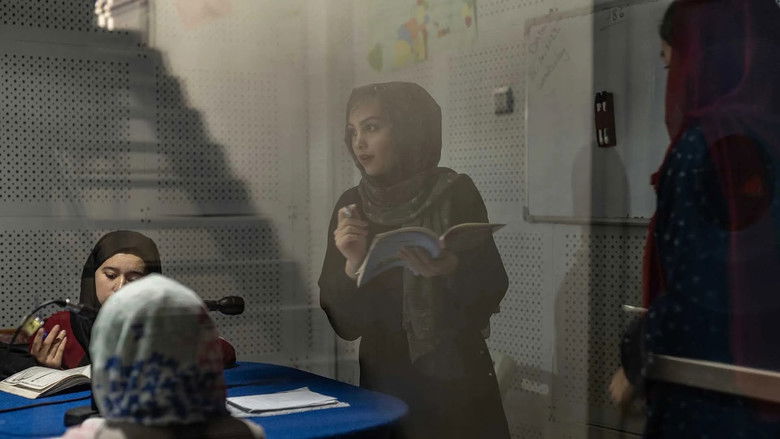 Afghanistan: Radio Begum, the voice of the resistance / Chad: charting the future