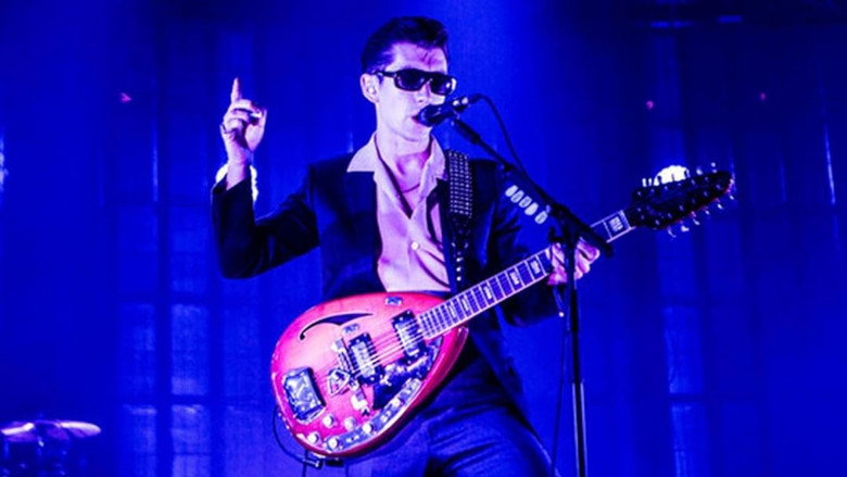 Arctic Monkeys : iTunes Festival 2013 backdrop 3