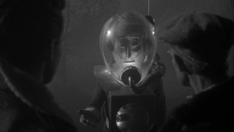 The Man from Planet X backdrop 4