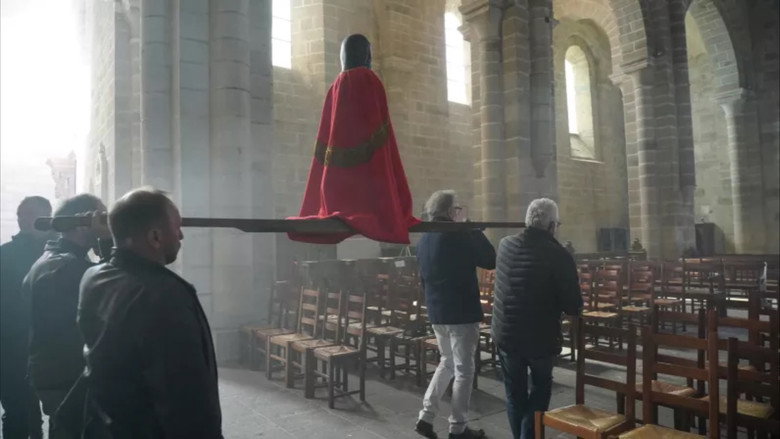 Meurtres en Corrèze backdrop 9