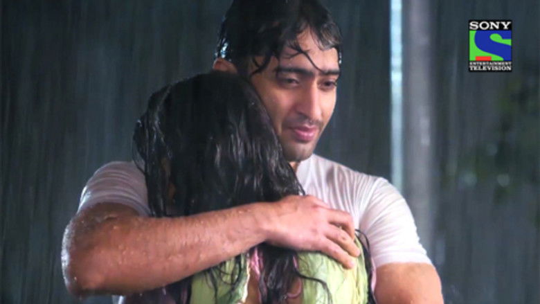 Dev Waiting For Sonakshi In Rain