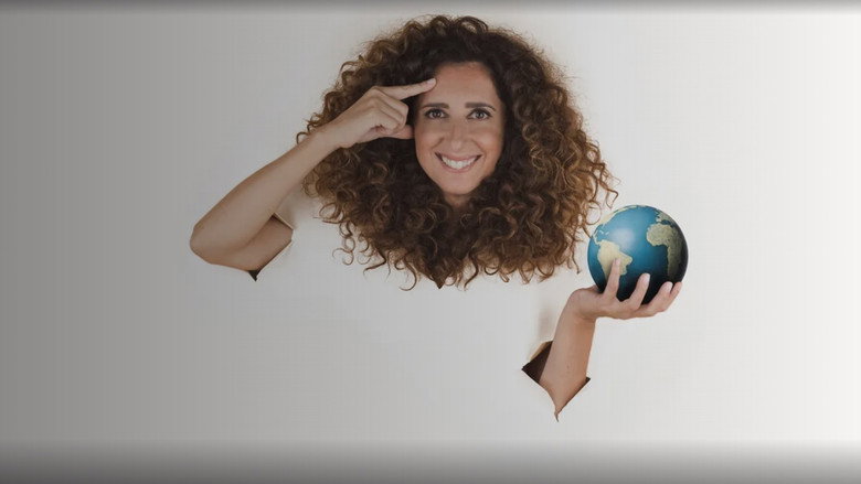 Teresa Mannino Sento La Terra Girare backdrop 1