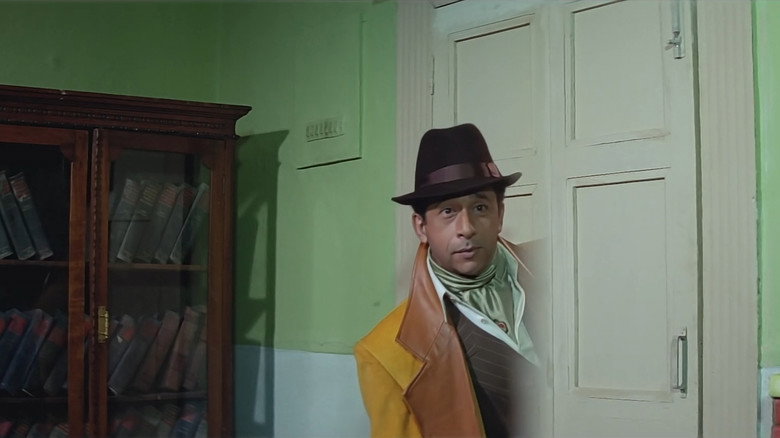 Chamatkar backdrop 2