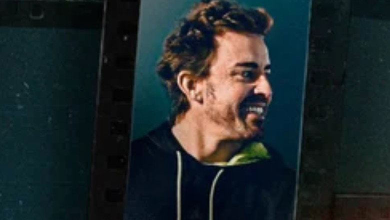 Fernando. Revealed backdrop 2