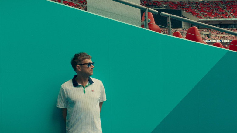 blur: To the End backdrop 7