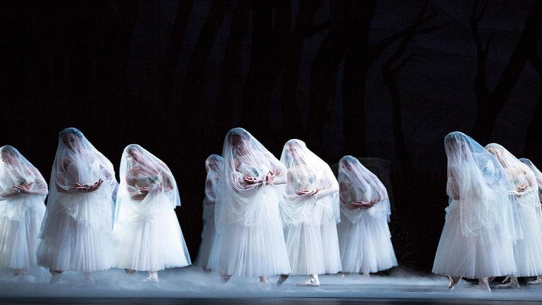 Giselle: Ballet in Cinema backdrop 3