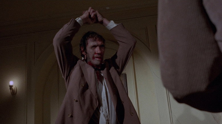 The Return of Count Yorga backdrop 5