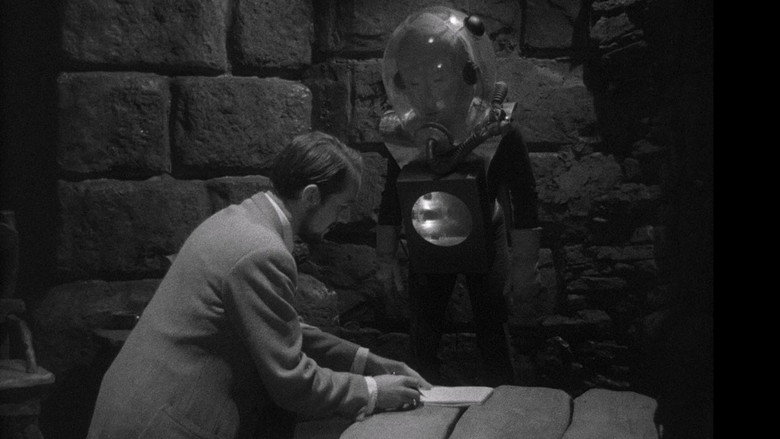 The Man from Planet X backdrop 5
