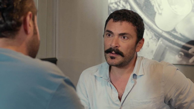 Biz Ayrılamayız backdrop 2