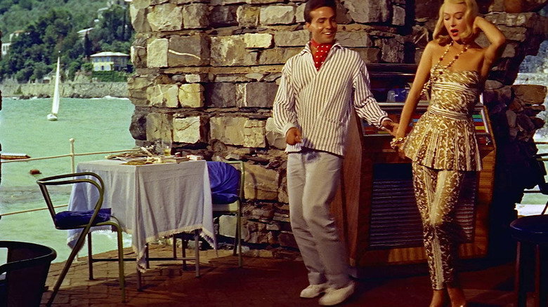 Love on the Riviera backdrop 3
