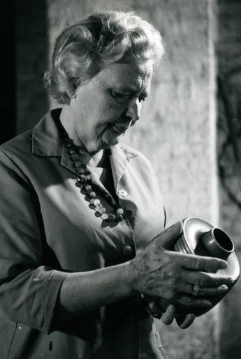 Nathalie Krebs - Saxbo stoneware