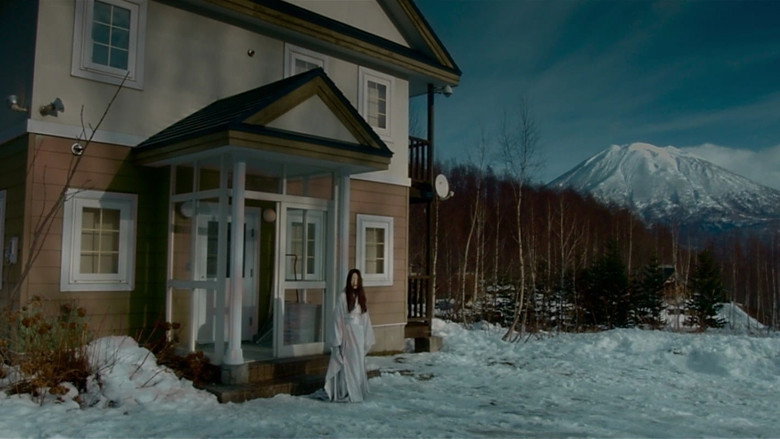 Buppha Ratree: Haunting in Japan backdrop 4