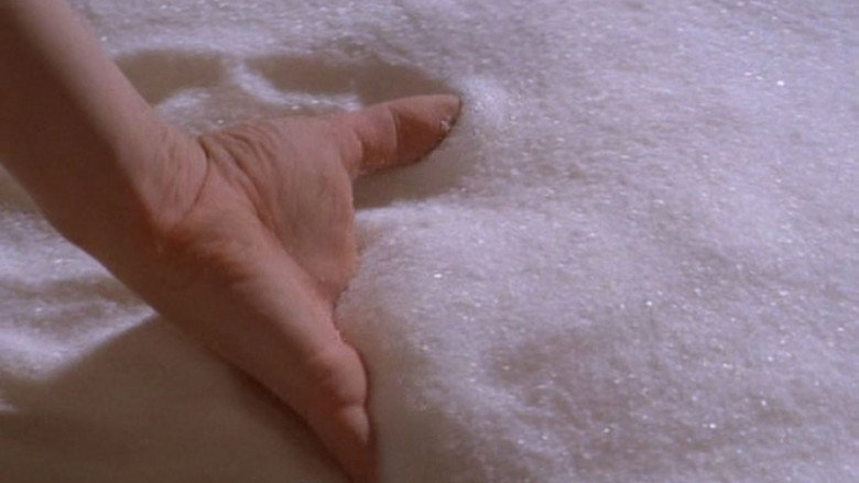 Sweet Movie backdrop 9