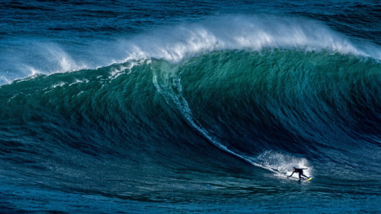 100 Foot Wave backdrop 9