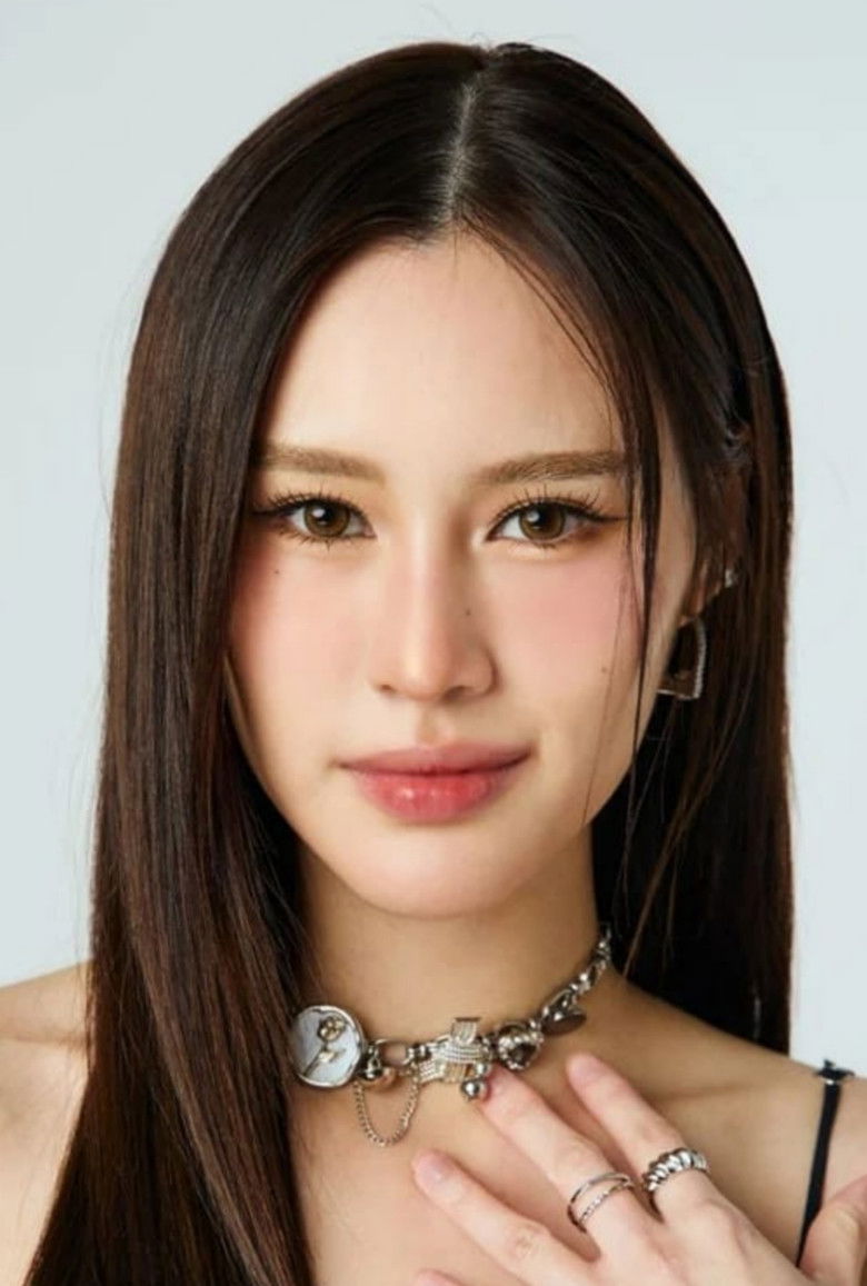 มิ้นท์ ธิฌาน์ ธุระชน