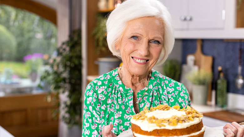 Mary Berry: Love to Cook backdrop 2