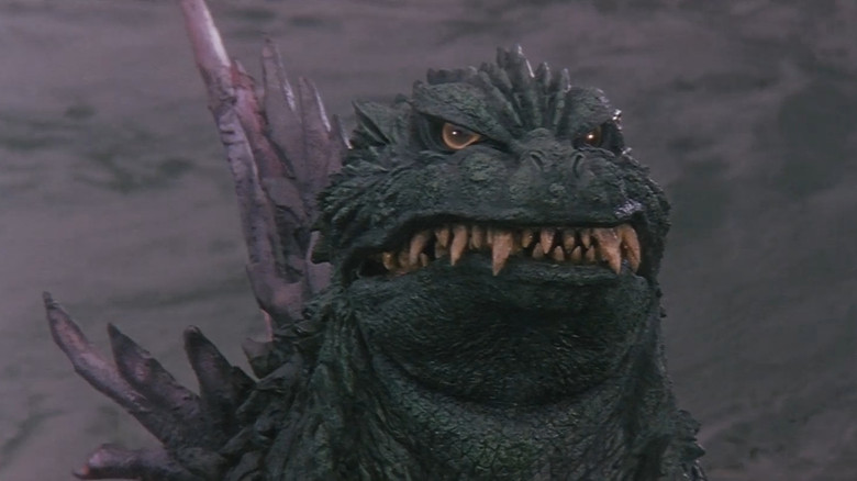 Godzilla 2000: Millennium backdrop 4