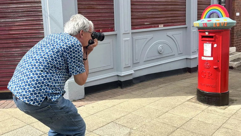 I Am Martin Parr backdrop 8