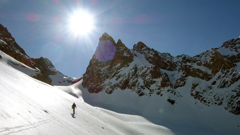 Raide d'Écrins backdrop 1