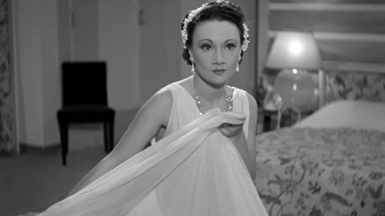 The Lady in White backdrop 9