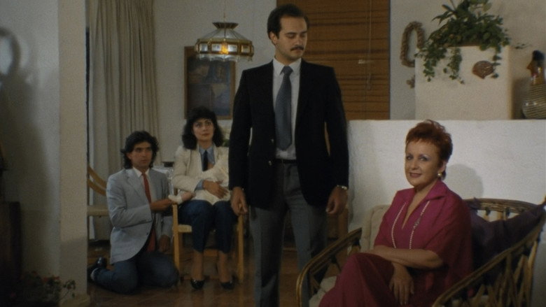 Doña Herlinda and Her Son backdrop 3