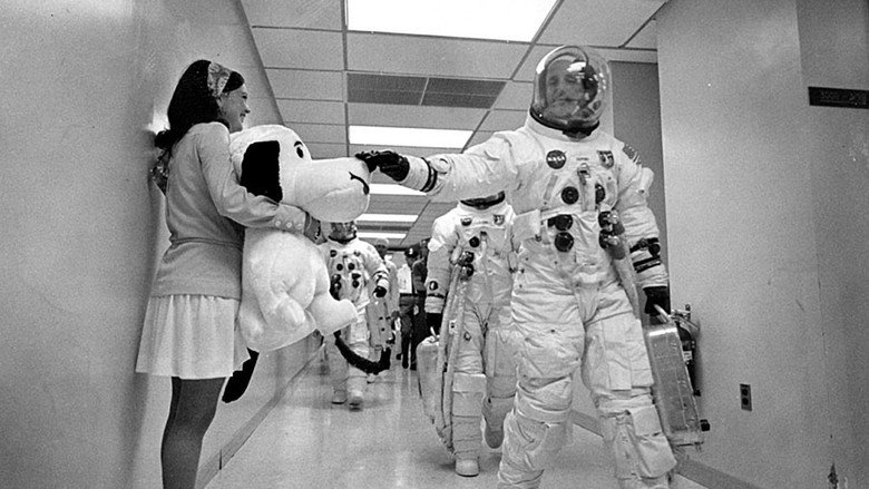 Peanuts in Space: Secrets of Apollo 10 backdrop 5