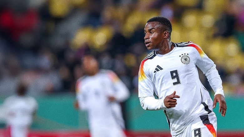 Das Millionengeschäft mit den Fußball-Talenten - Tricksen, Schummeln, Täuschen