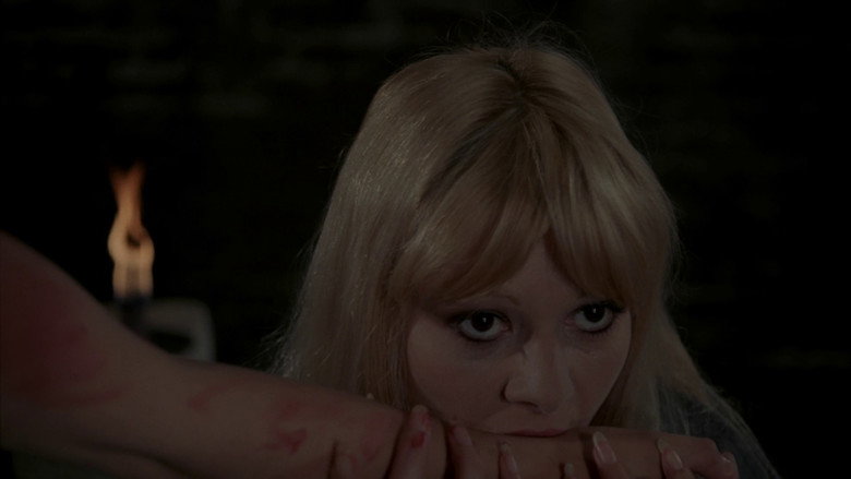 The Living Dead Girl backdrop 9