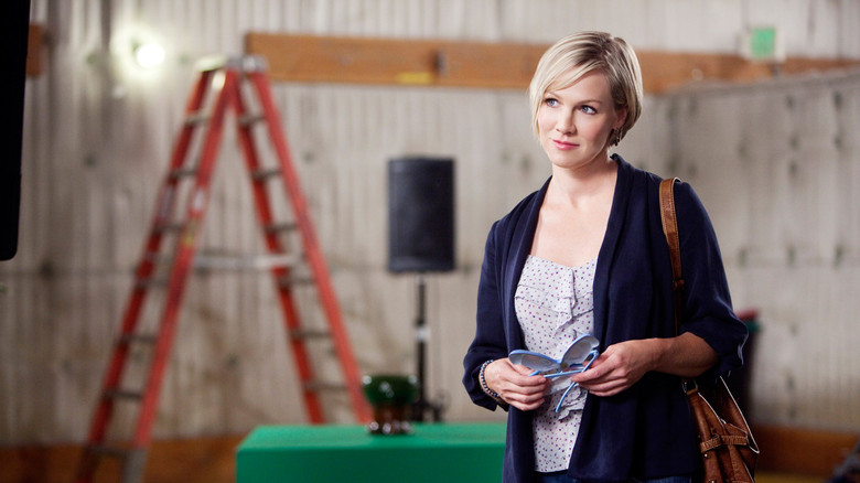 Accidentally in Love backdrop 2