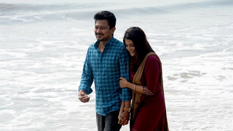 Kannai Nambathe backdrop 8