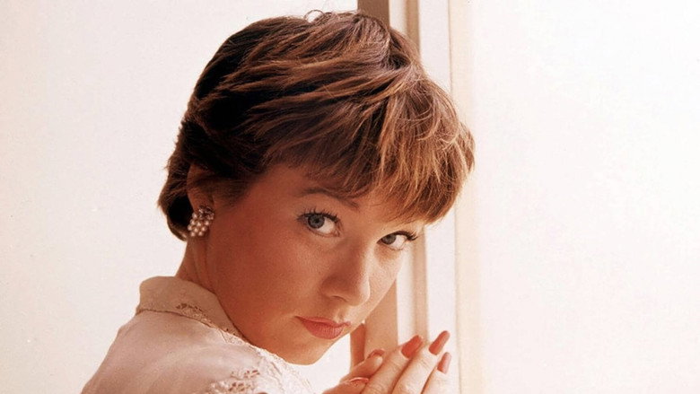 Shirley MacLaine, comme un torrent backdrop 4
