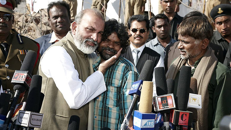 Peepli Live backdrop 2