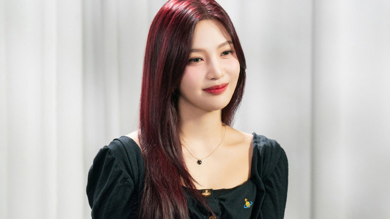 Red Velvet Happiness Diary : My Dear, ReVe1uv in Cinemas backdrop 8